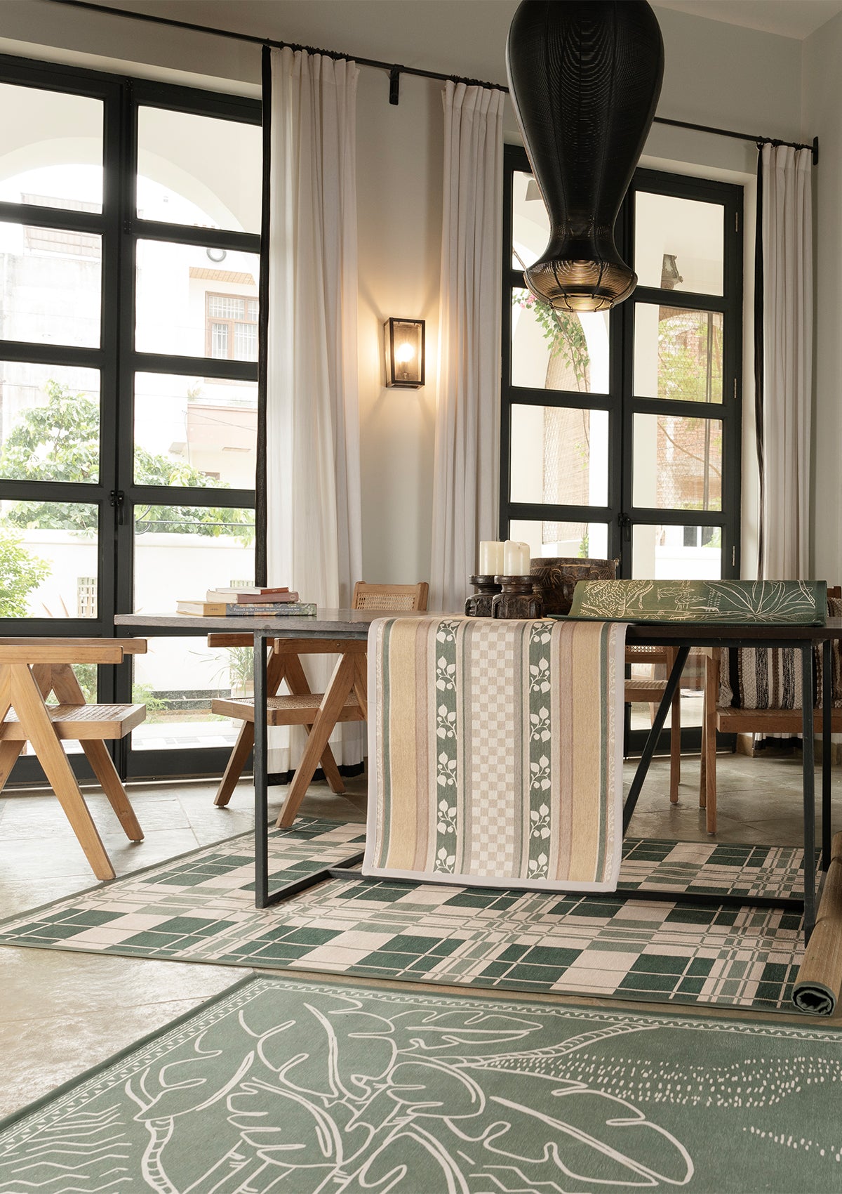 Ornate Overlap – Fall